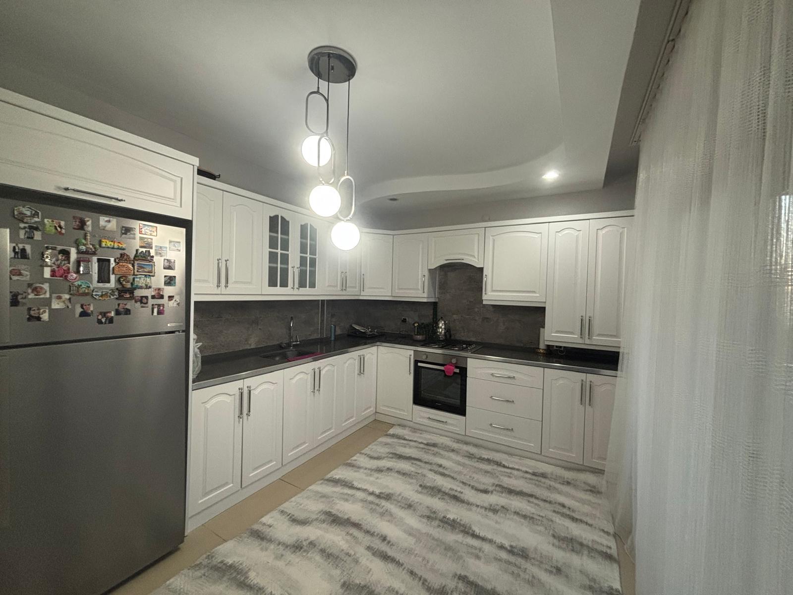 ÜÇKUYULARDA 3+1 LÜKS SATILIK DAİRE